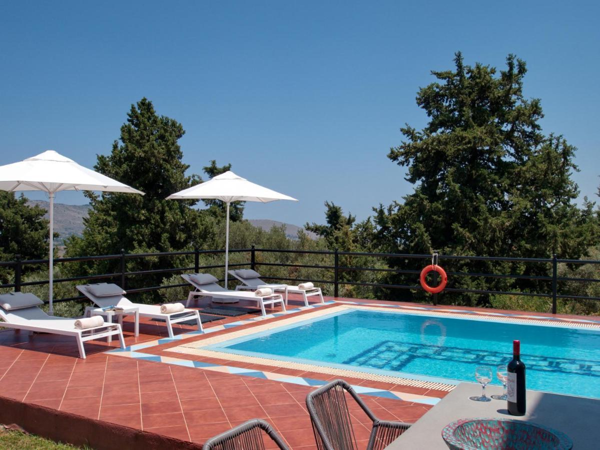 Alikampos Villa Artemis Vryses Crete מראה חיצוני תמונה