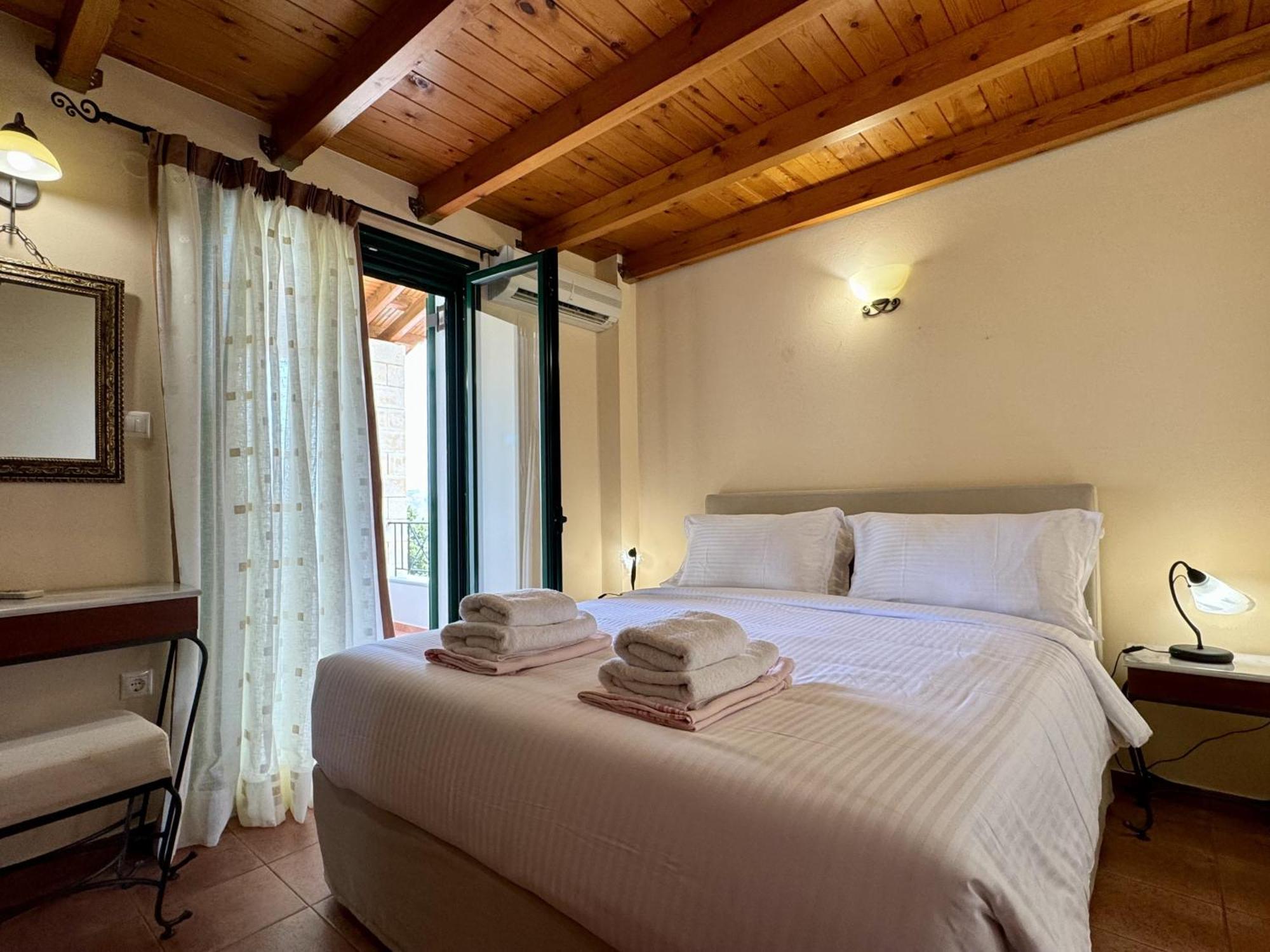 Alikampos Villa Artemis Vryses Crete מראה חיצוני תמונה