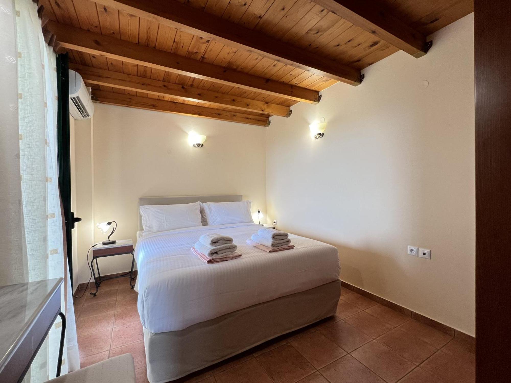 Alikampos Villa Artemis Vryses Crete מראה חיצוני תמונה